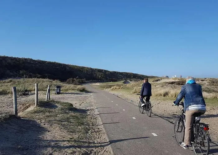 アパート Zandvoortferienwohnungen ザントフォールト